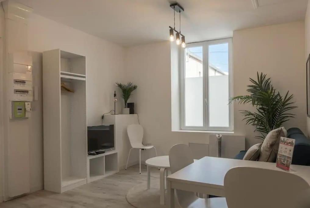 Charme De Loire A St Ay *T2* Apartment Saint-Ay Luaran gambar